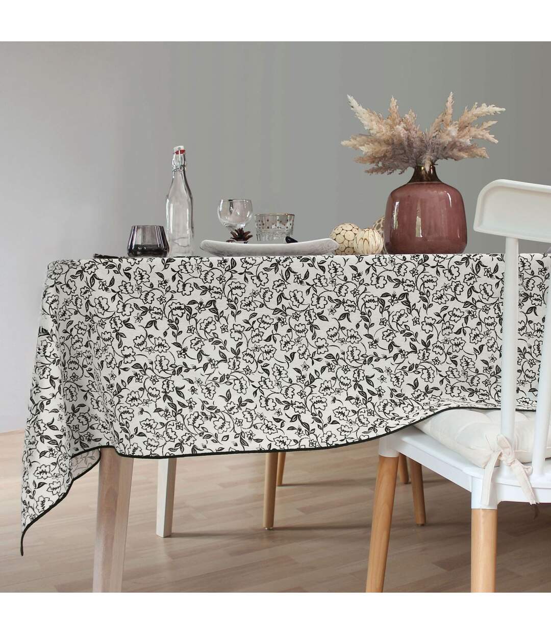 Nappe Déperlante Imprimé Linette 140x240cm Écru & Noir-2