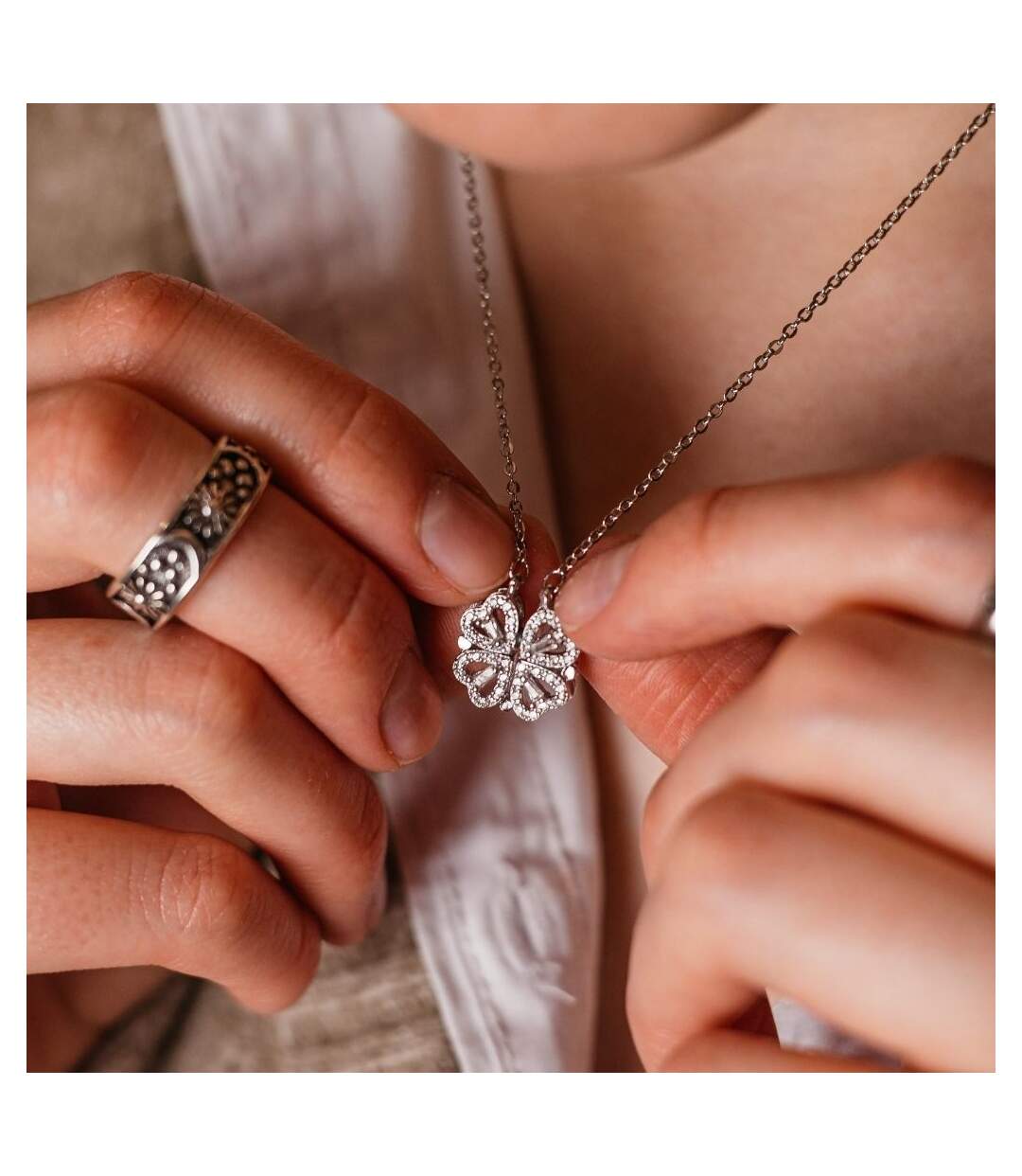 Four Heart Crystal Flower Magnet Foldable Pendant Necklace-2