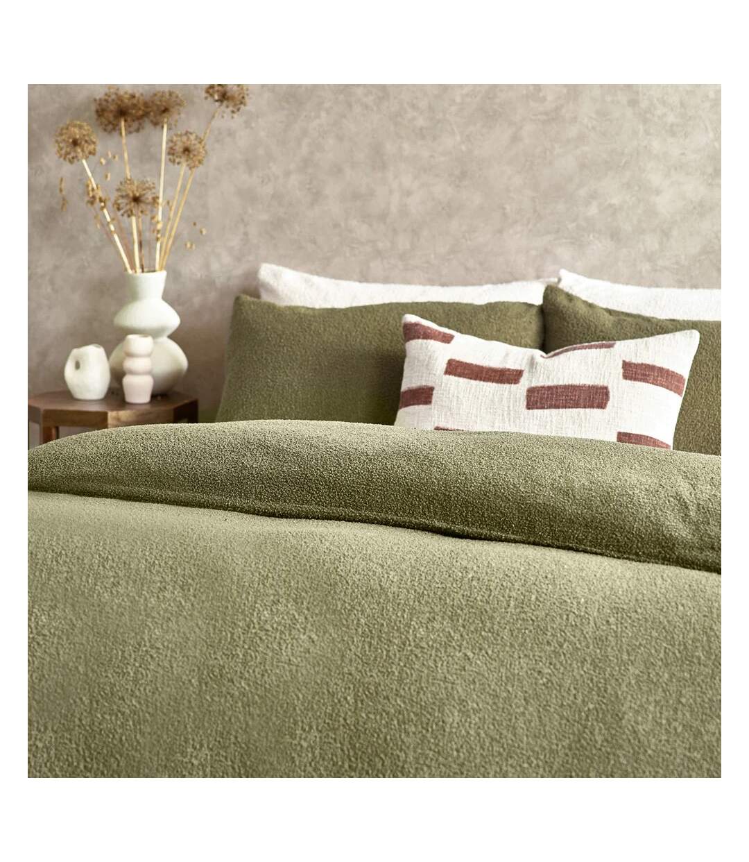 Bouclé textured duvet cover set olive Yard