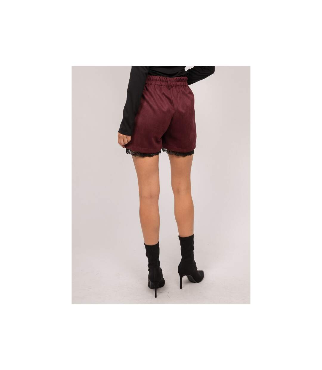 Short effet daim bordure dentelle XABARA - Dona X Lisa-2
