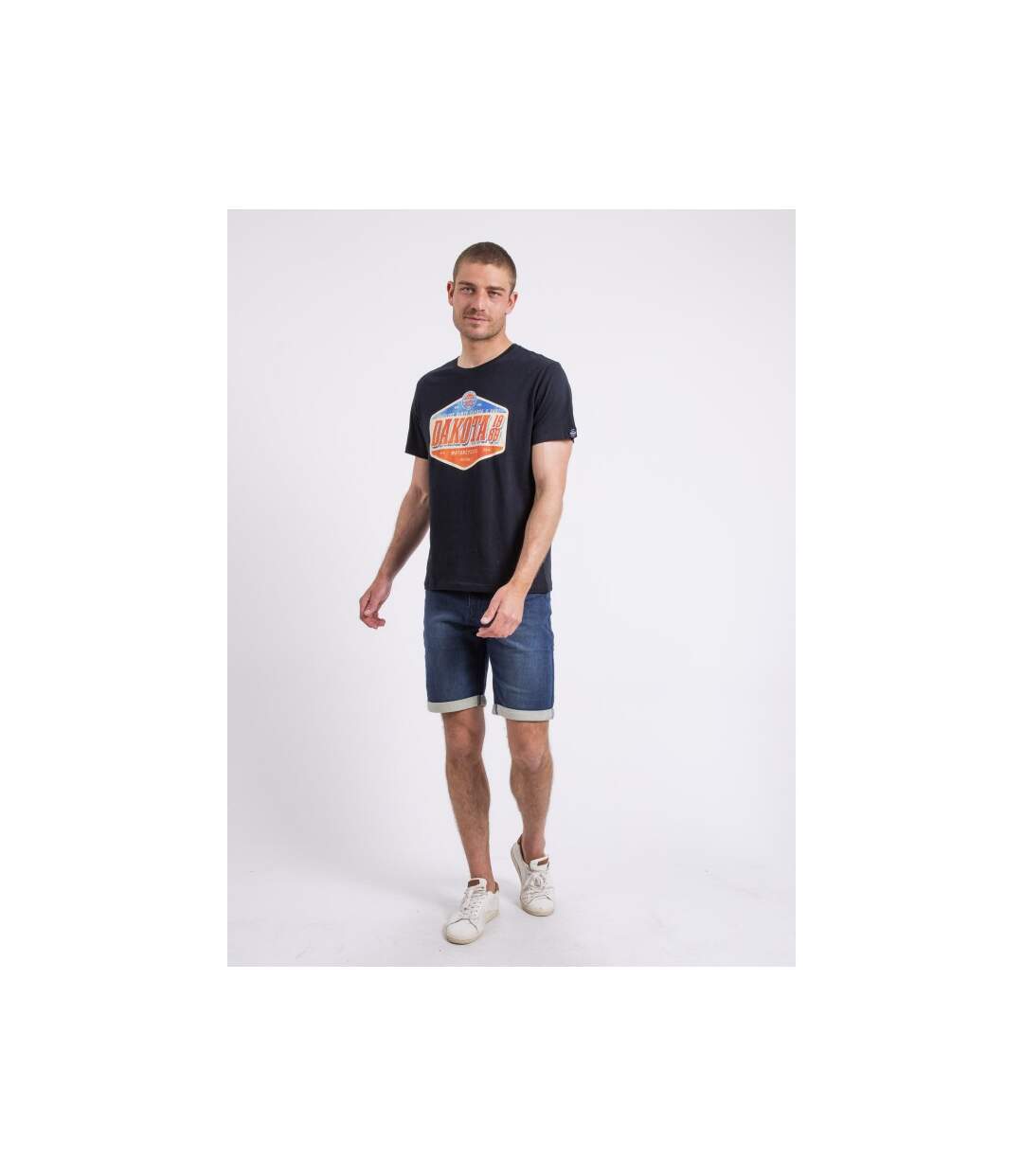 T-shirt col rond NIKOFUGA-4