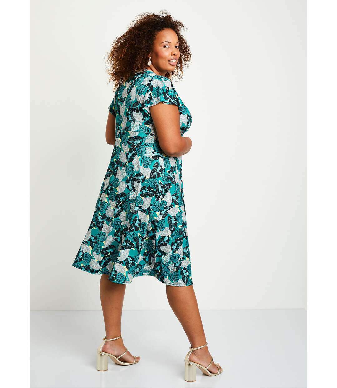 Robe courte cache-coeur motif végétal-2