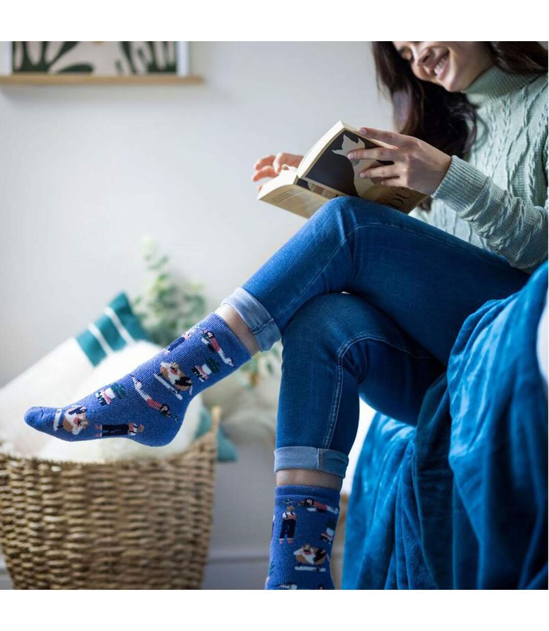 Women's Novelty Fleece-Lined Thermal Hobby Socks for Winter-4