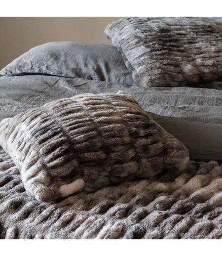 Coussin ZIBELINE en fausse fourrure sur les deux faces