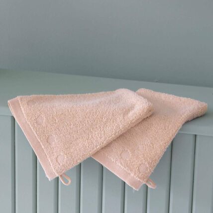 2 gants de toilette