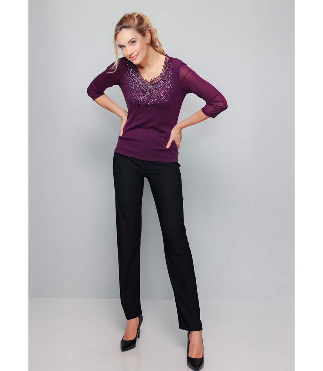 Tunique résille avec broderies et strass-4