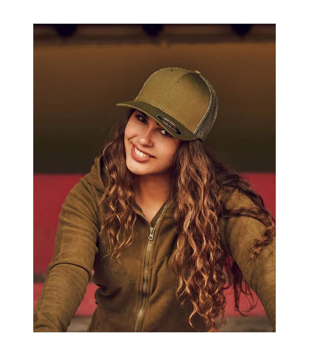 Casquette Trucker Retro Adulte Kaki Flexfit-1