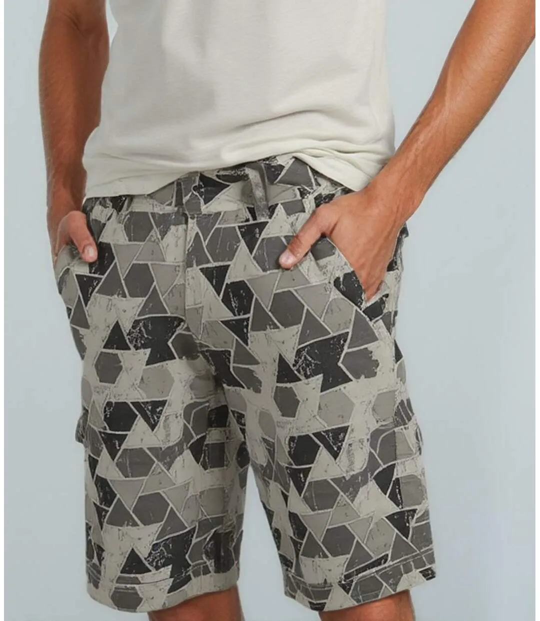 Bermuda homme imprimé motifs abstrait coupe droite -  Style, confort et praticité-1