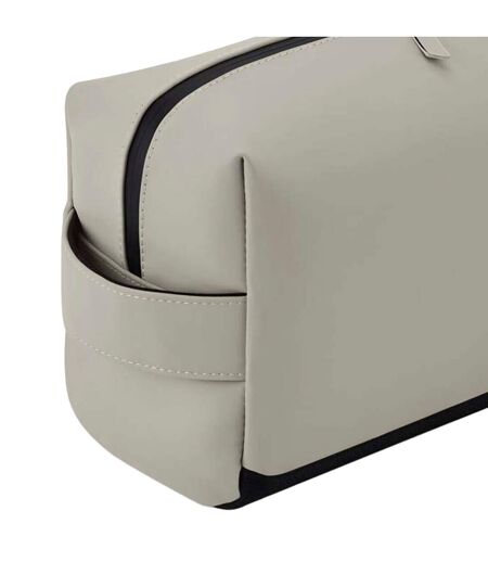 Sac à accessoires en pu mat taille unique clay Bagbase