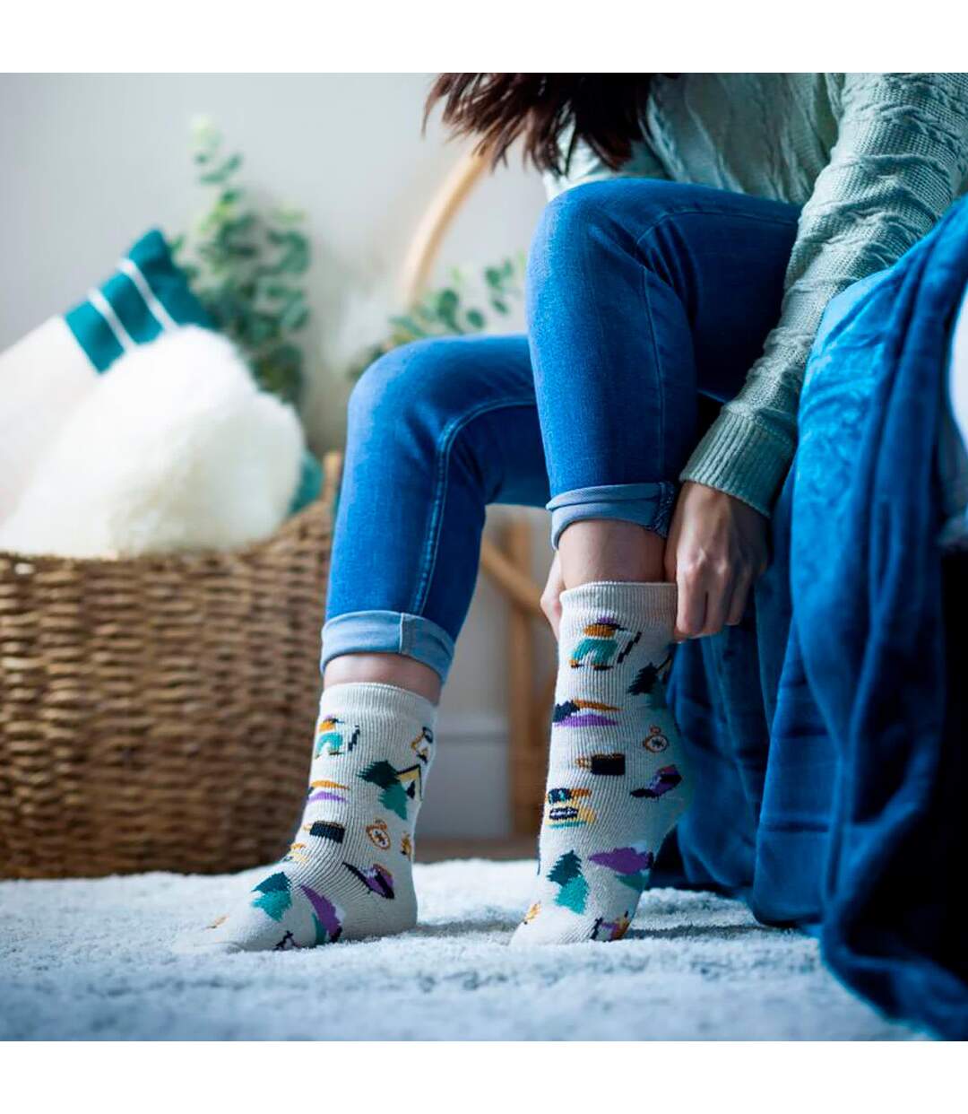 Women's Novelty Fleece-Lined Thermal Hobby Socks for Winter-5