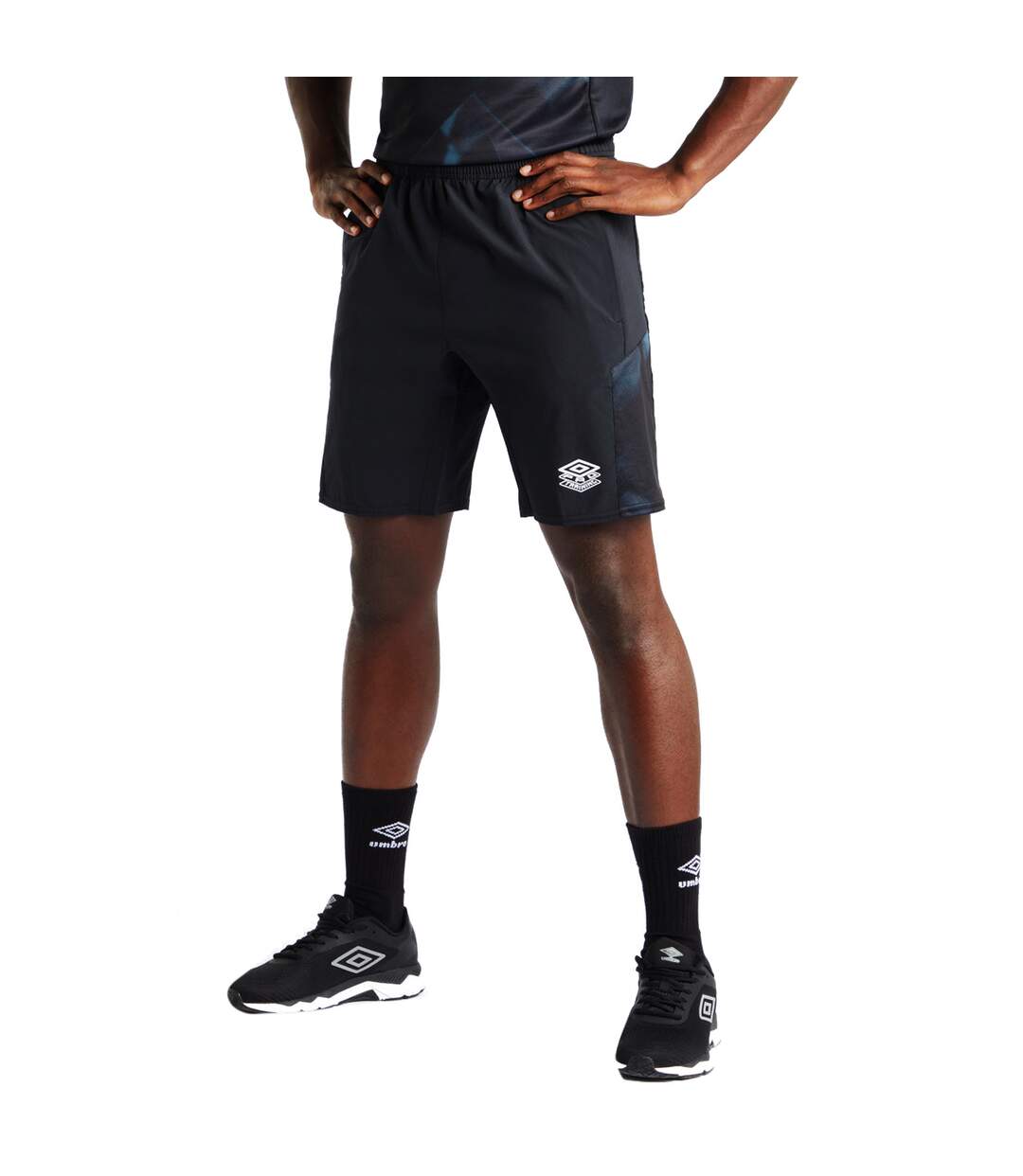 Umbro Mens Pro Training Shorts (Black/Phantom Grey)