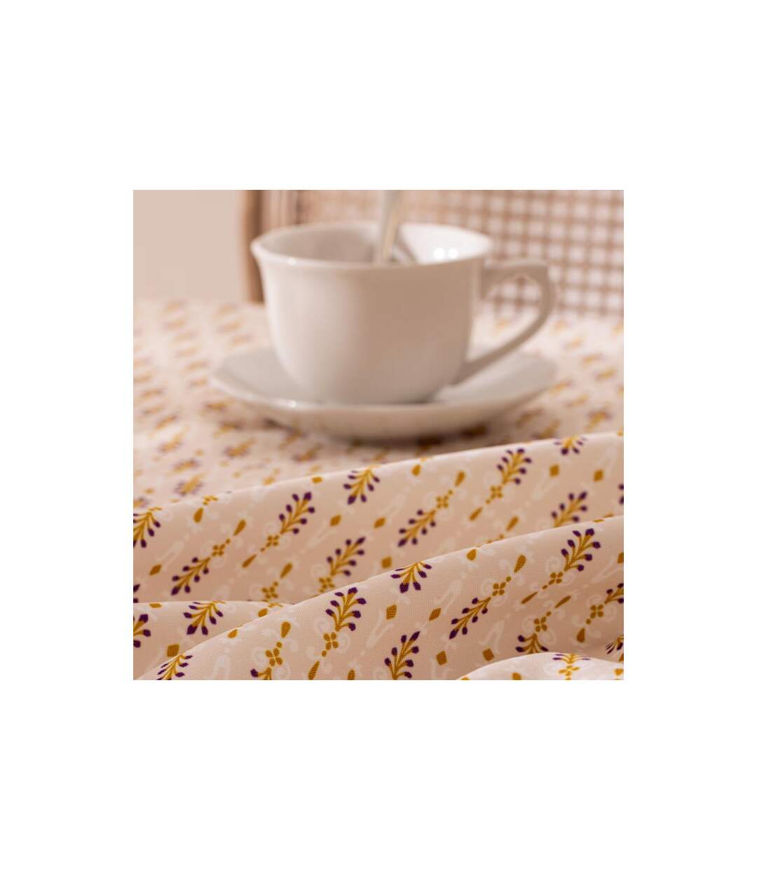 Nappe Antitache Imprimé Peduru 140x240cm Beige-4