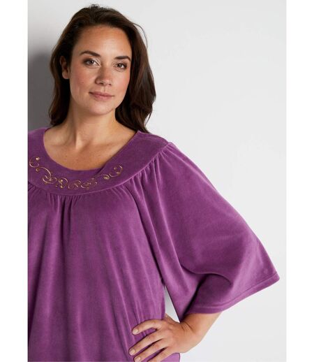 Robe d'hôtesse en velours