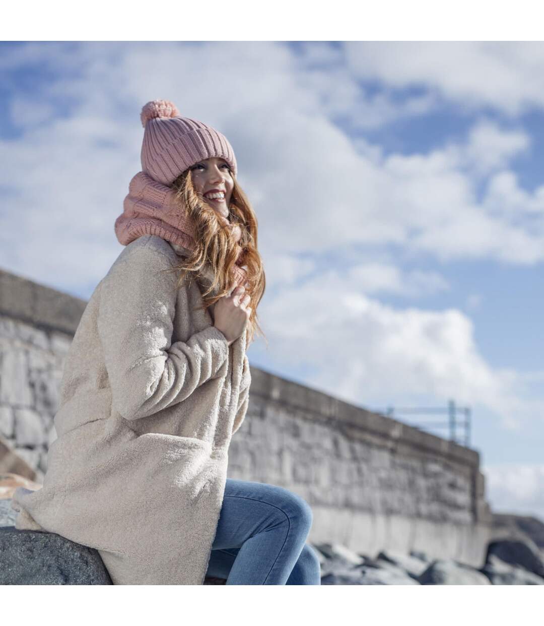 Bonnet en Tricot Femme Thermique Hiver avec Pompon-3