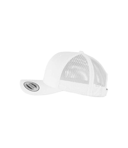 Unisex adult retro trucker cap white Flexfit