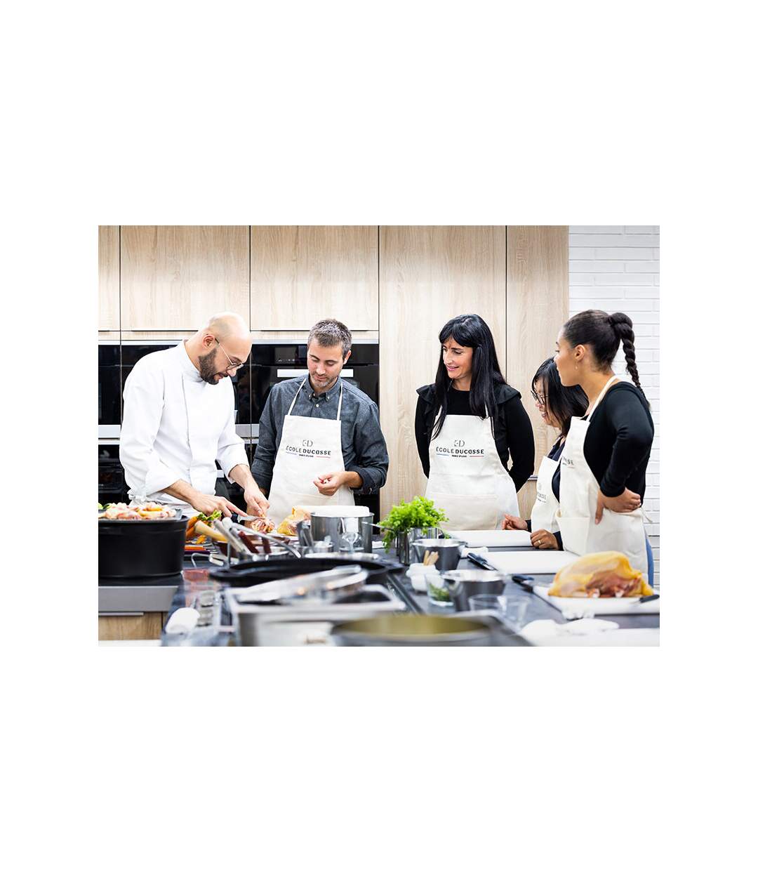 Atelier culinaire de 4h au Studio Ducasse à Paris - SMARTBOX - Coffret Cadeau Gastronomie-3