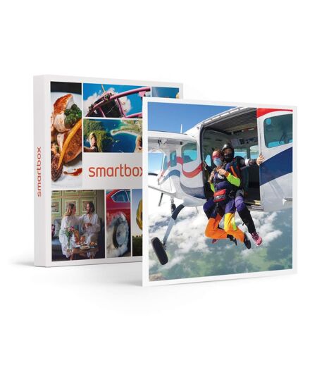 Vol et saut en parachute au-dessus des plus belles plages et falaises normandes - SMARTBOX - Coffret Cadeau Sport & Aventure