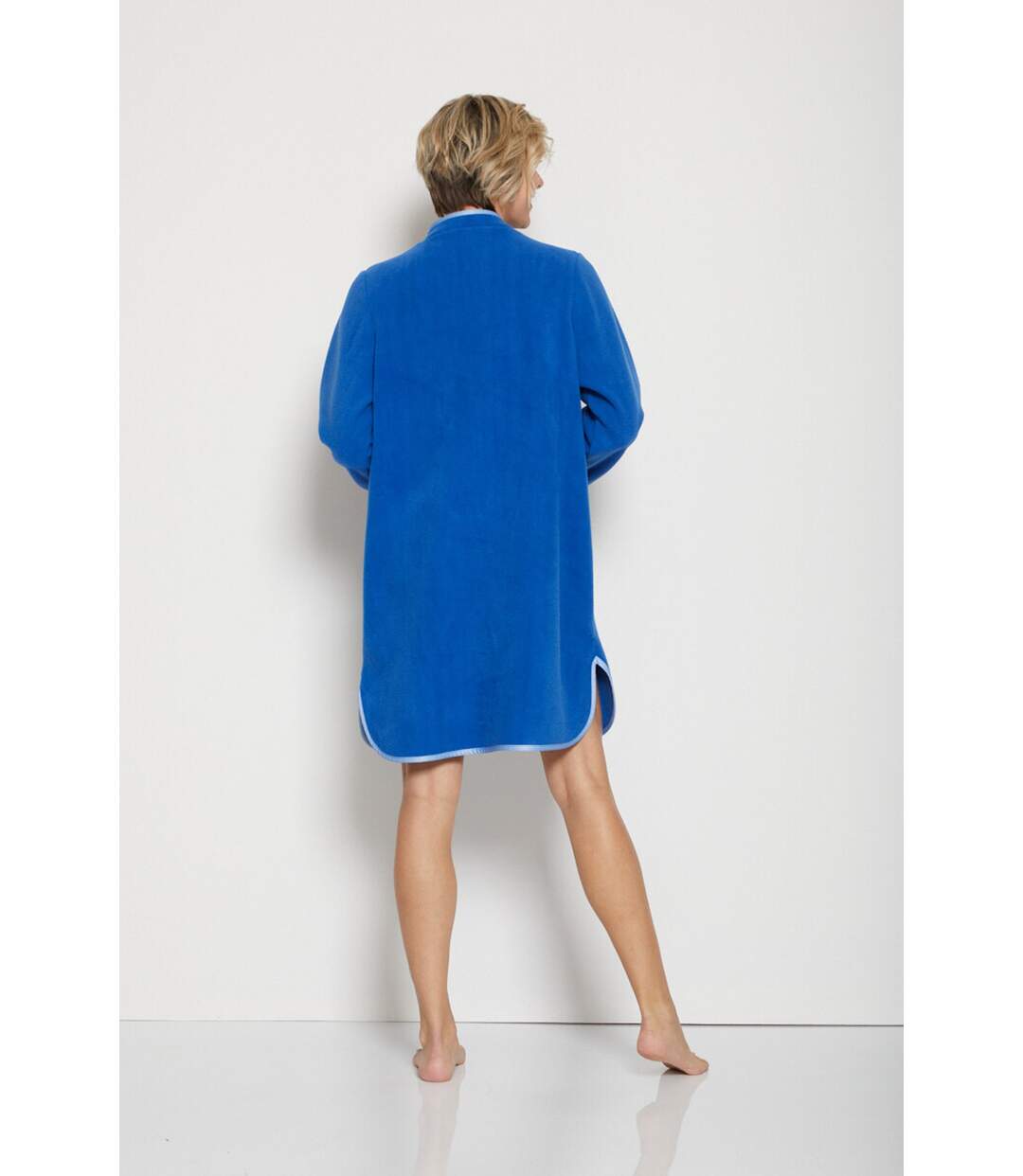 Robe de chambre brodée ligne courte-2