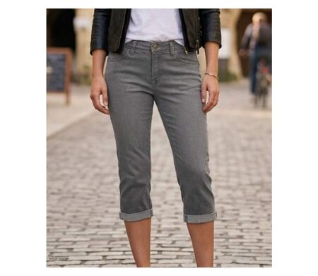 MAYFLOWER 110076U001 - Pantacourt 5 poches pour femme : le confort du denim stretch gris double stone