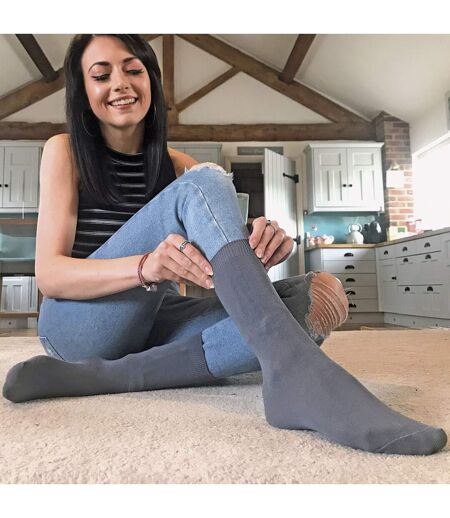 12 Pairs Ladies Plain Coloured Cotton Rich Dress Socks