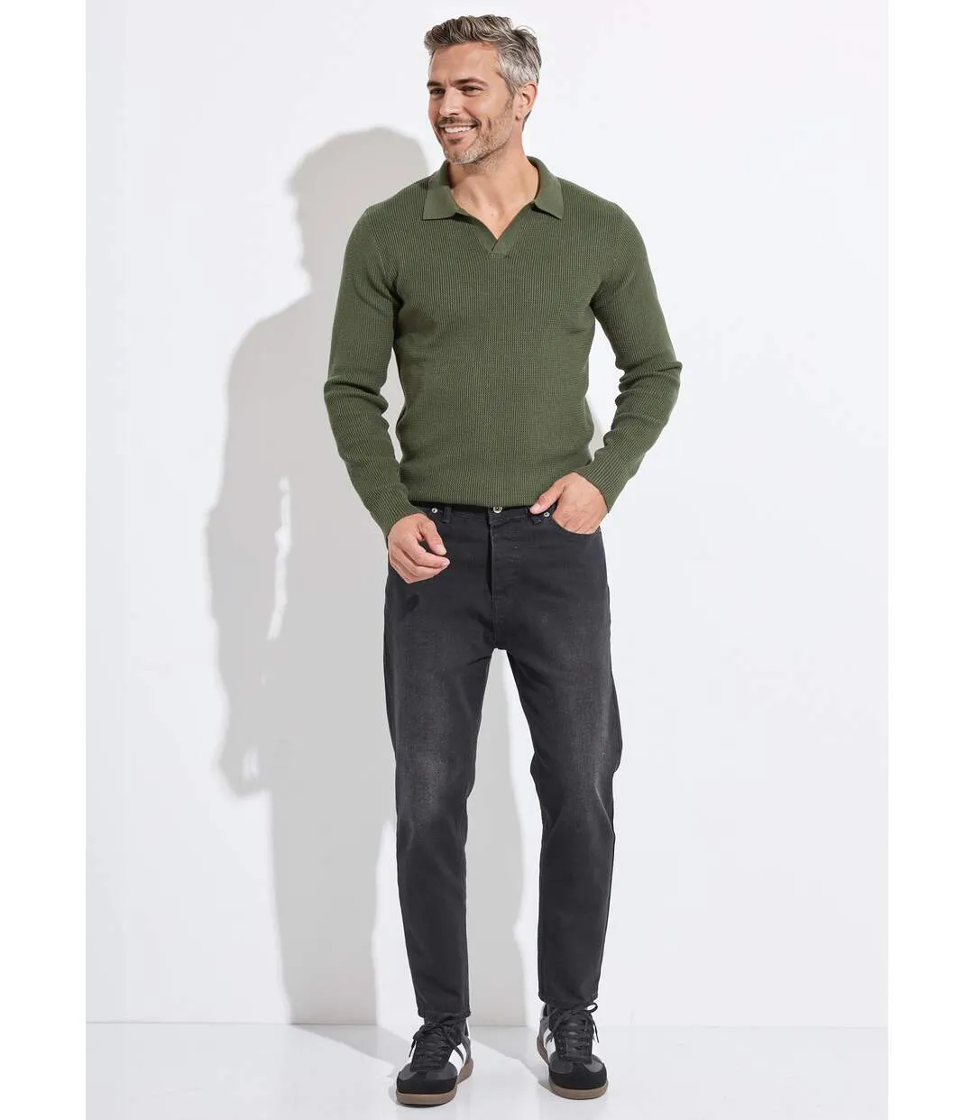 Jean 5 poches foncé, coupe tendance-3