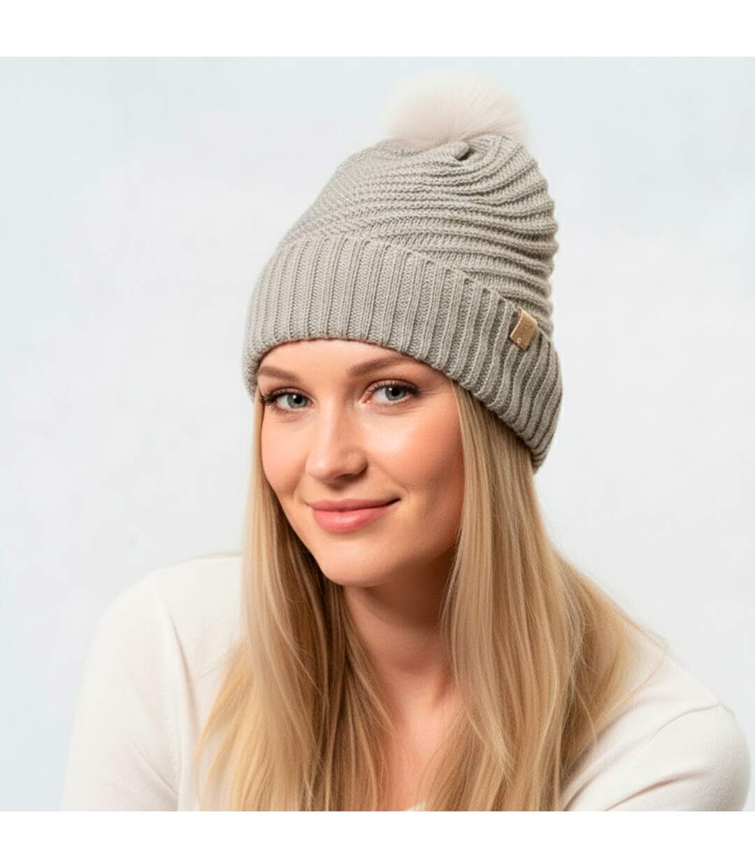 Isotoner Bonnet femme n'hésitez pas à compléter votre look avec les gants assortis.-2