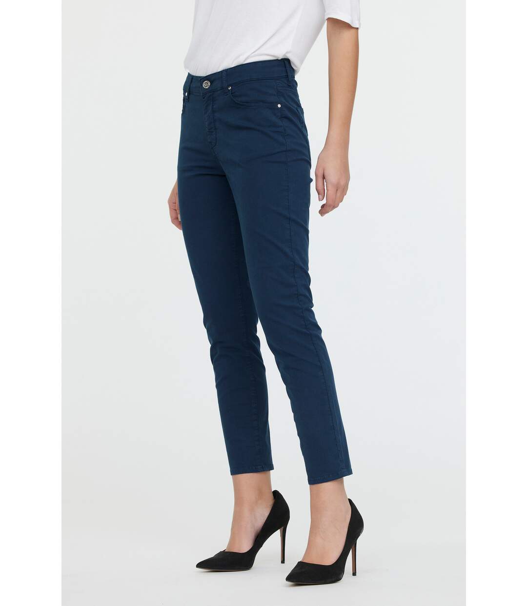 Pantalon coton slim LC135