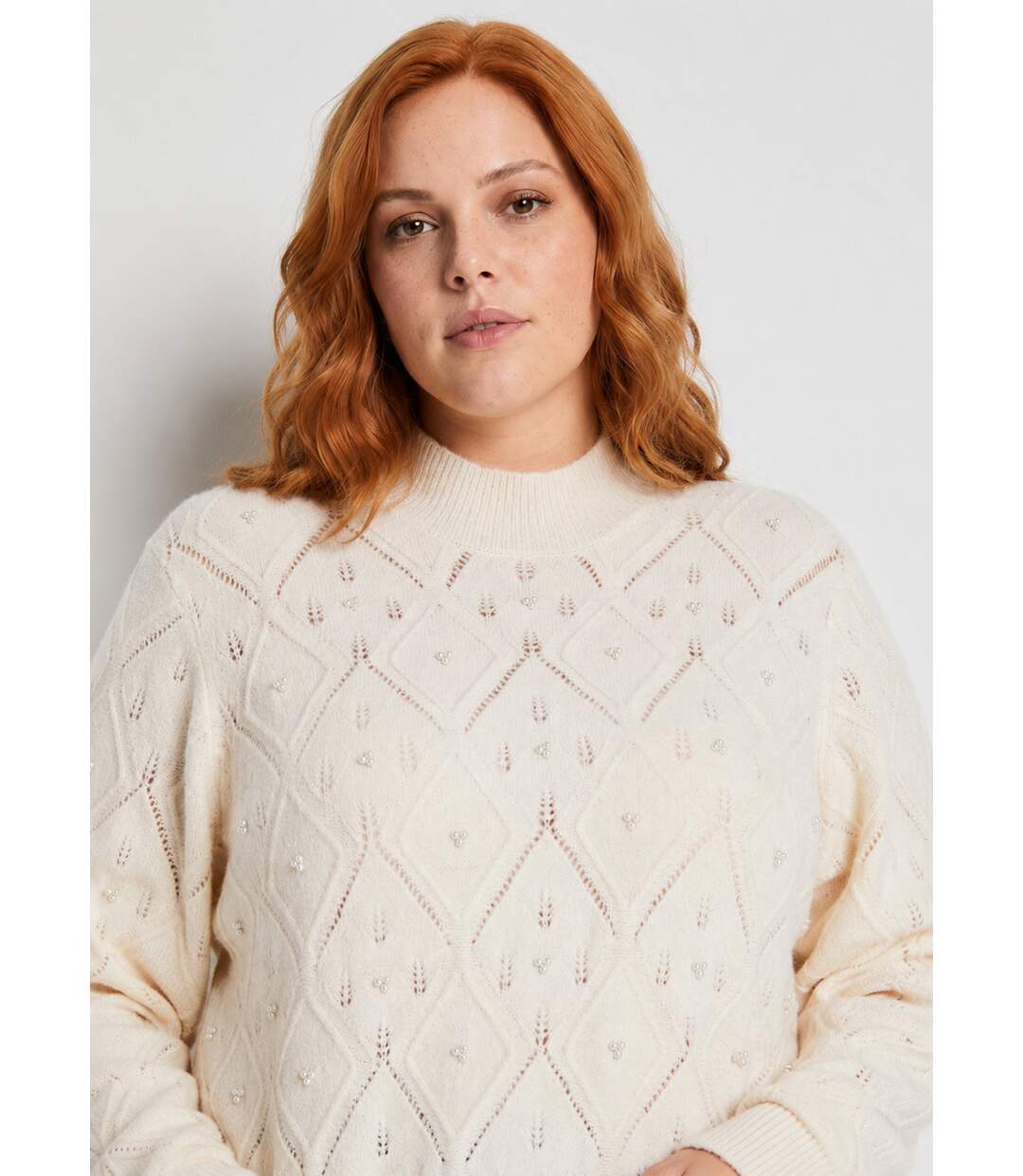 Pull doux ajouré perlé col montant-4