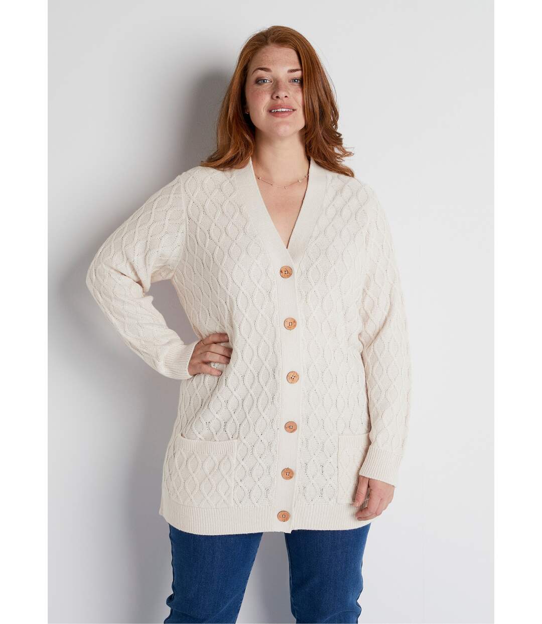 Gilet long boutonné torsades col V-1