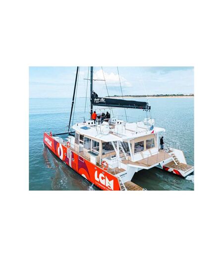 Sortie en catamaran d'1h30 en famille près du Grau-du-Roi - SMARTBOX - Coffret Cadeau Sport & Aventure