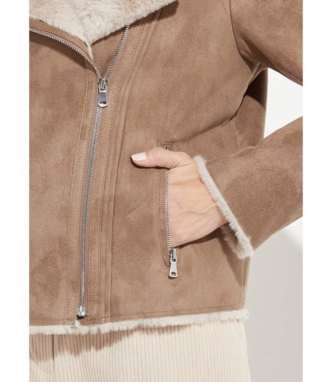 Blouson zippé façon peau lainée-4