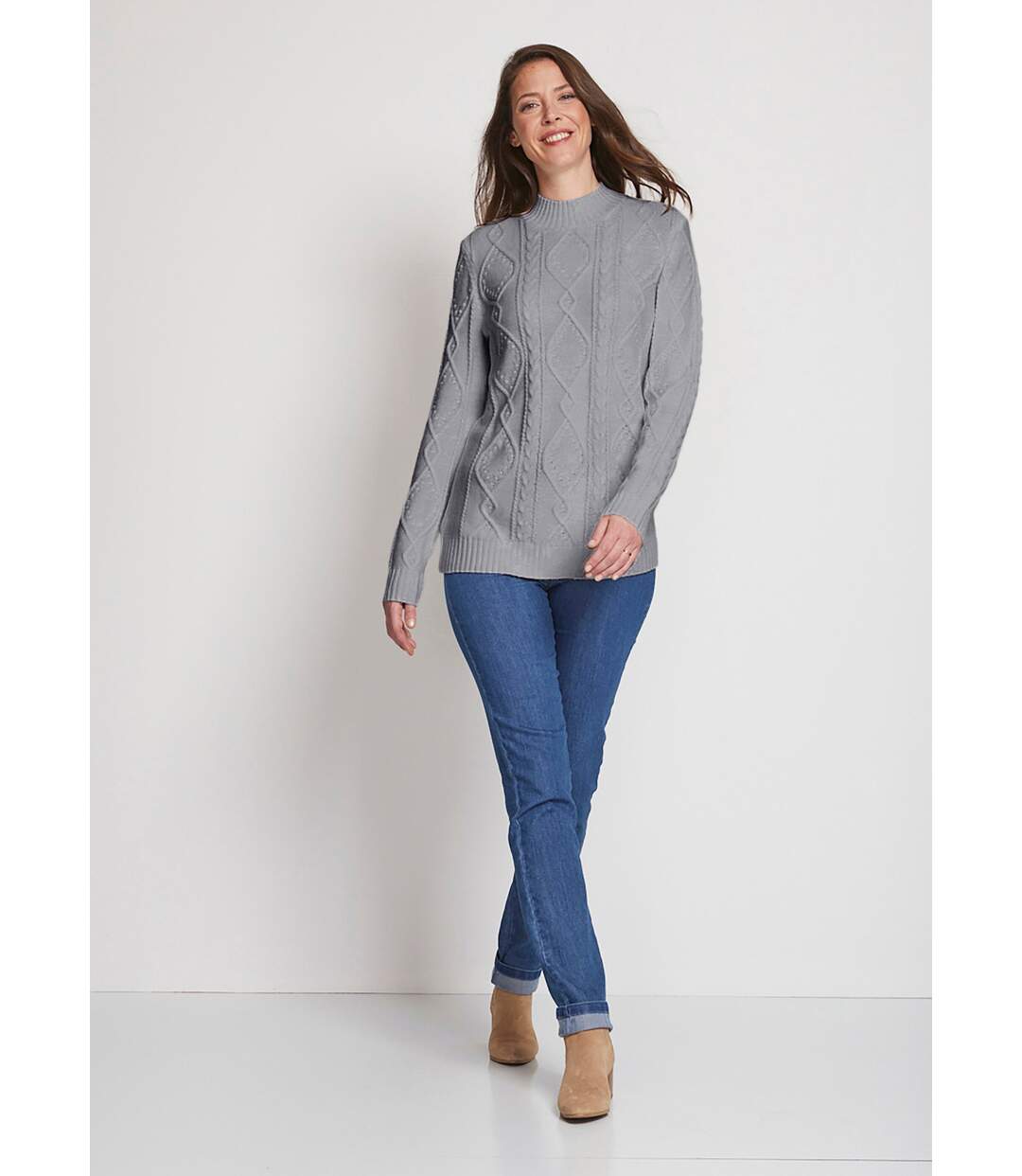 Pull chaud court col montant torsades-4