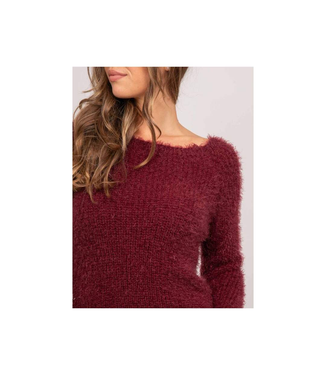 Pull court en maille poilue encolure dégagée KYNAELLE - Dona X Lisa-3