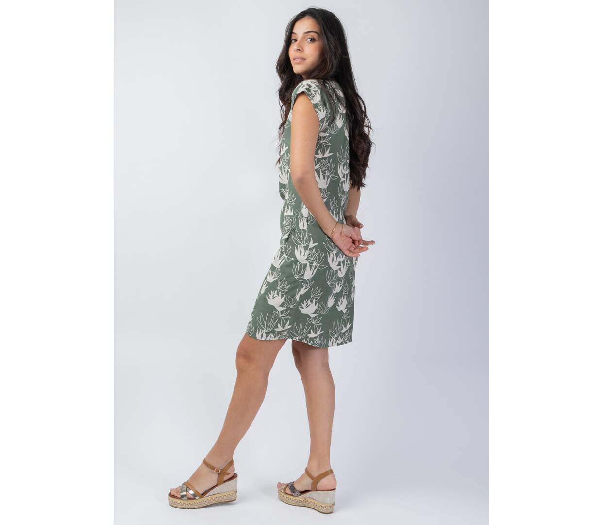 Robe courte en coton kaki  ERIKA imprimé fleur de lotus Coton Du Monde-3