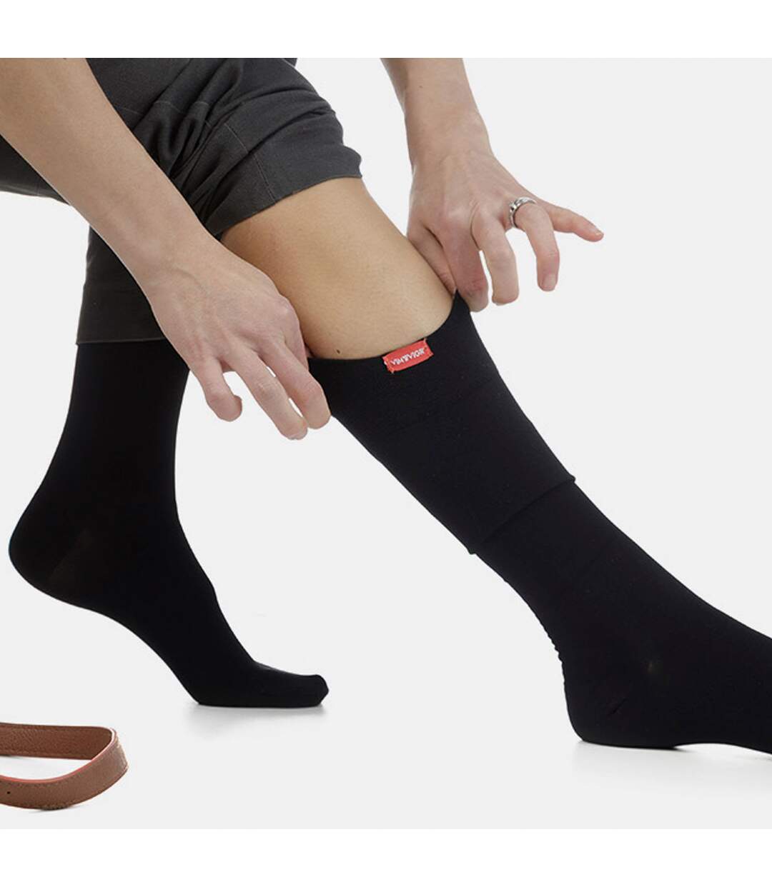 1 Pack Moisture Wicking Nylon Graduated Compression Socks | 30-40 mmHg-4
