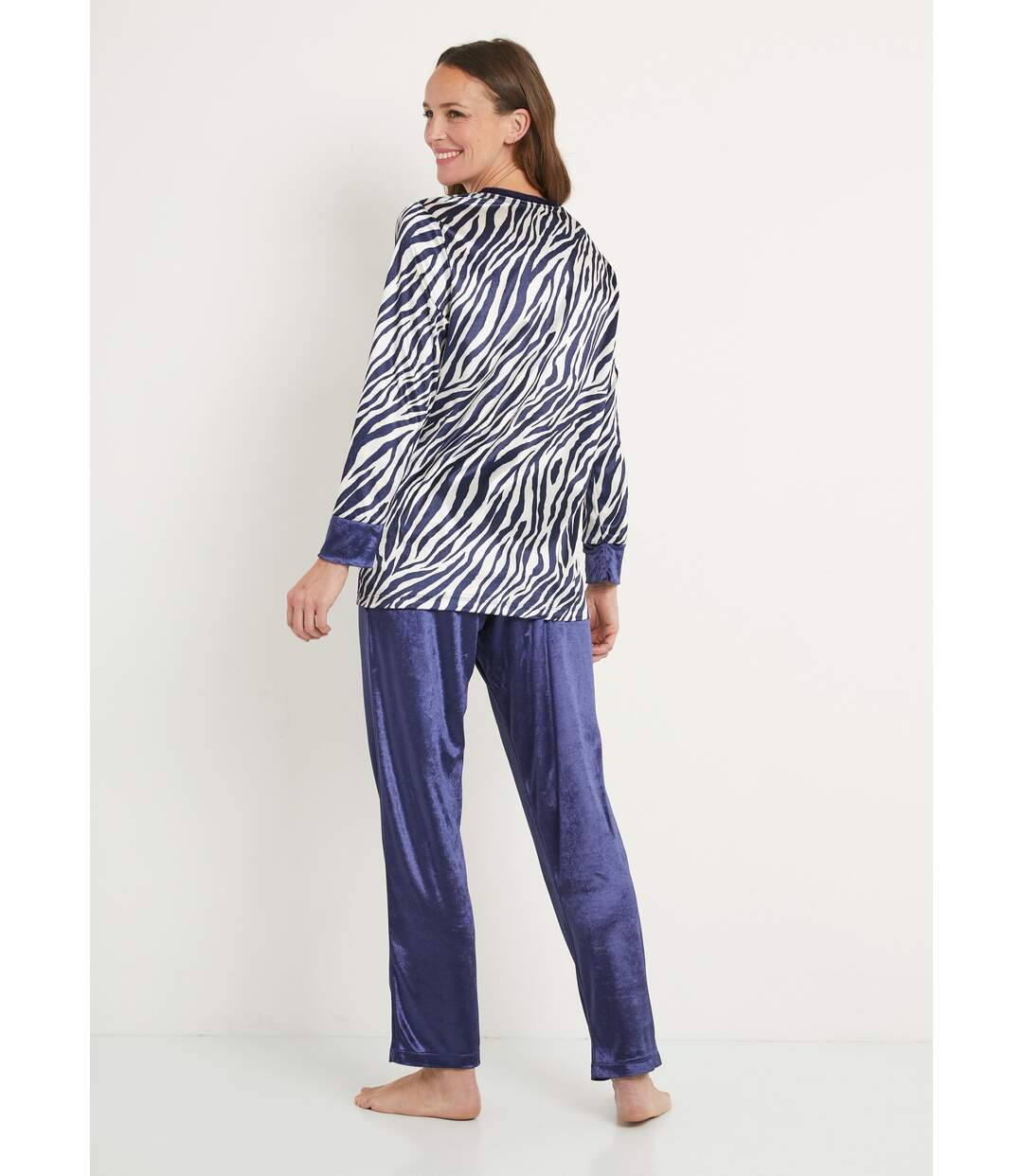 Pyjama chaud col rond velours peau de bête-2