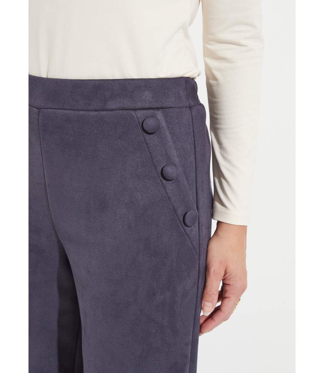 Pantalon droit ceinture élastiquée tissu suédé-4
