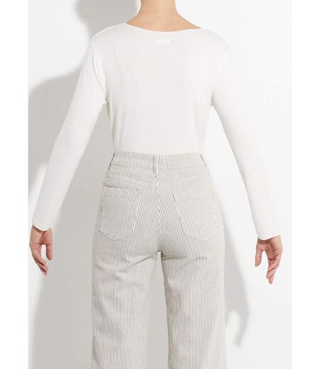 Pull fin avec angora et laine, col V