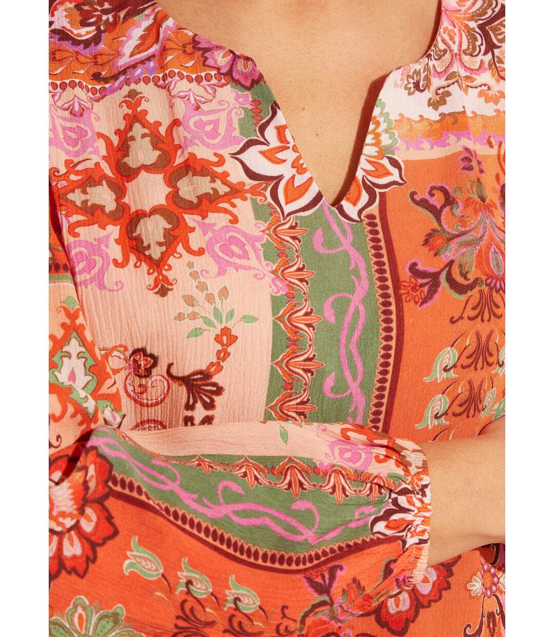 Tunique longue col V voile imprimé patchwork-4