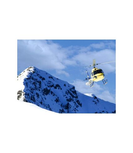 Vol en hélicoptère de 30 min au-dessus du pic du Canigou - SMARTBOX - Coffret Cadeau Sport & Aventure
