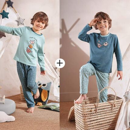 2 pyjamas