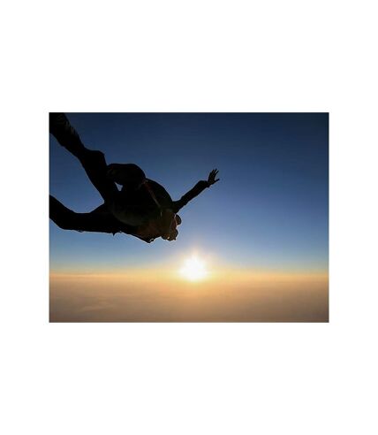 Saut en parachute en tandem à 4 000 m à Montélimar - SMARTBOX - Coffret Cadeau Sport & Aventure