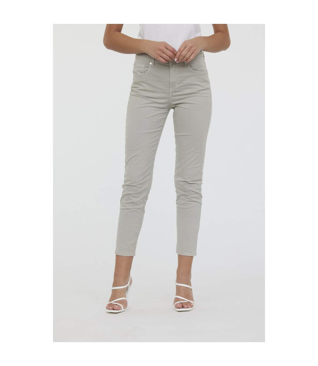 Pantalon coton slim LC135