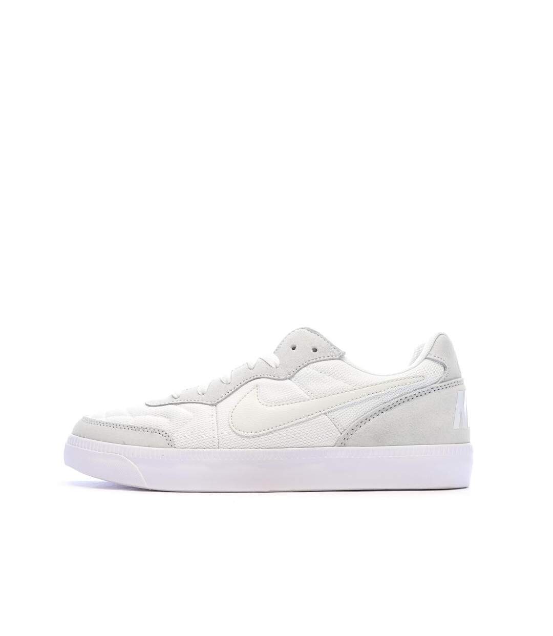 Baskets blanches/grises nike nsw tiempo-1