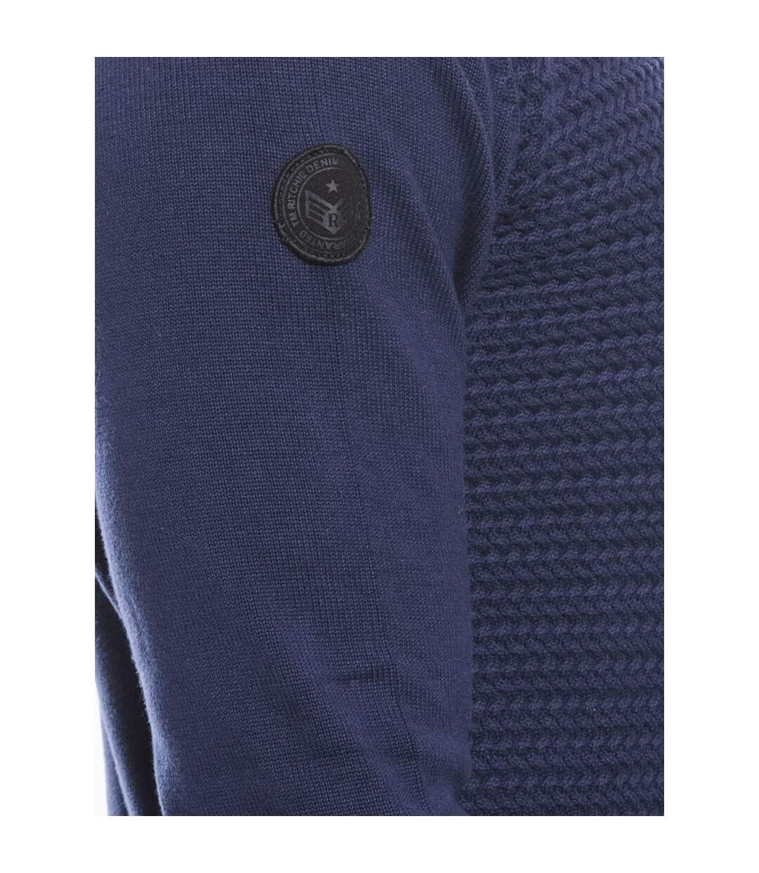 PULL LILYAN-3