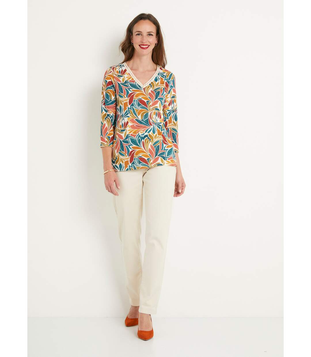T-shirt court imprimé col V extensible-3