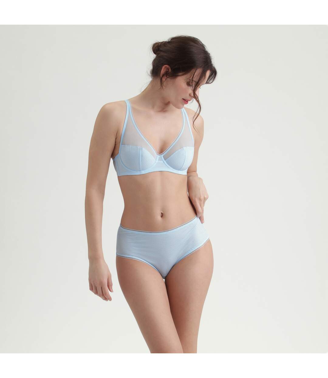 Soutien-gorge emboîtant à armatures Dim x Inès de La Fressange-3