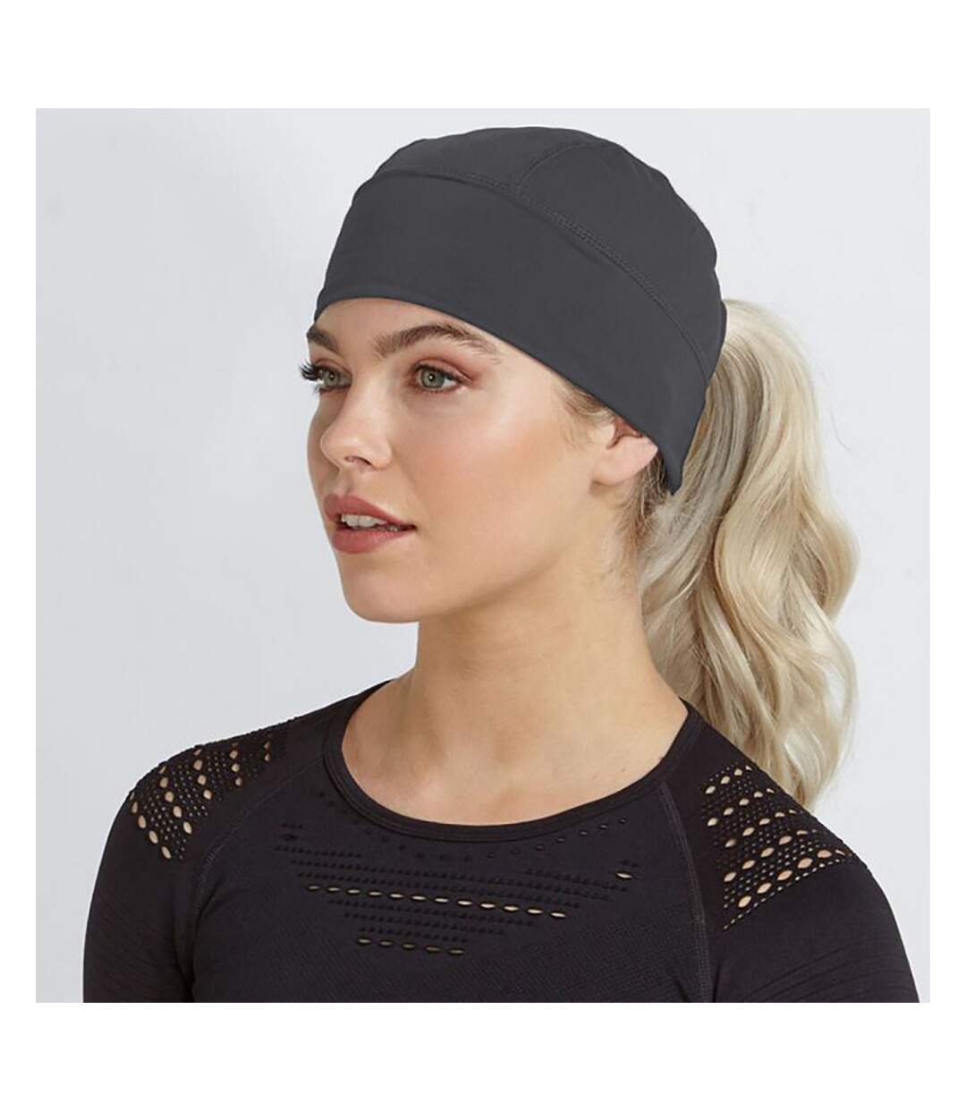 Sports tech softshell beanie light graphite Beechfield-3