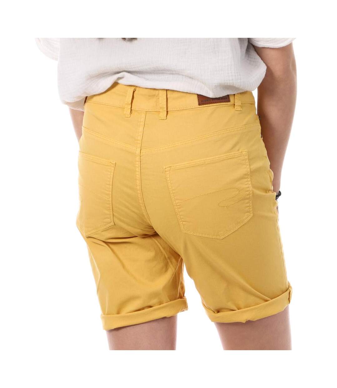 Bermudas Jaune Femme Lee Cooper Wopara - 26