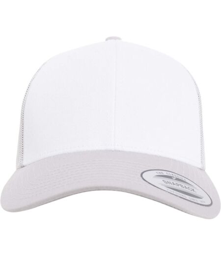 Casquette Trucker The Classic Retro Blanc Argenté Yupoong